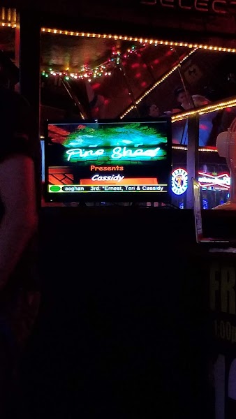 Pine Shed Lounge photo 3