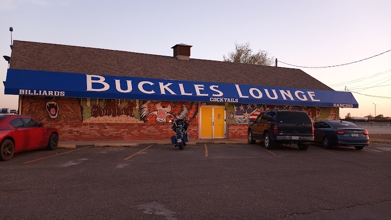 Buckles Lounge photo 5