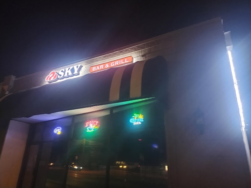 SKY BAR & GRILL photo 3
