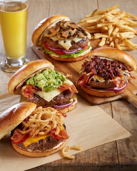 BJ's Restaurant & Brewhouse photo 2