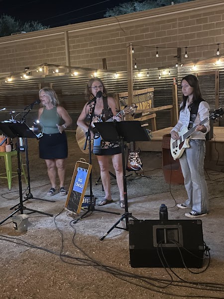 Schertz Creek Bier Garten photo 4