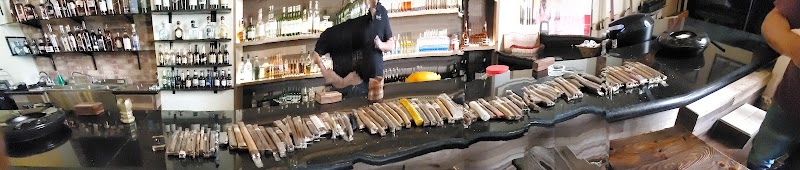 Elephant Cigars & Lounge photo 5