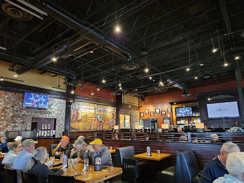 BJ's Restaurant & Brewhouse photo 3