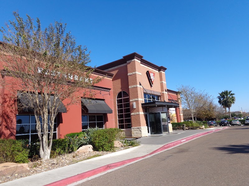 BJ's Restaurant & Brewhouse photo 4