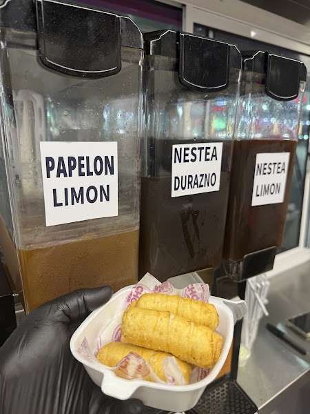 Los cuchos Venezuelan food
