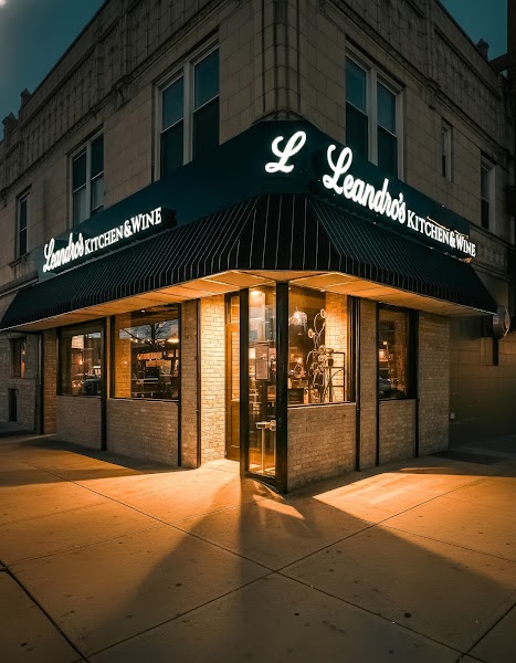 Leandro's Kitchen & Wine