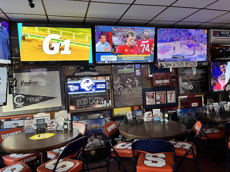 Snapper's Sports Tavern photo 3