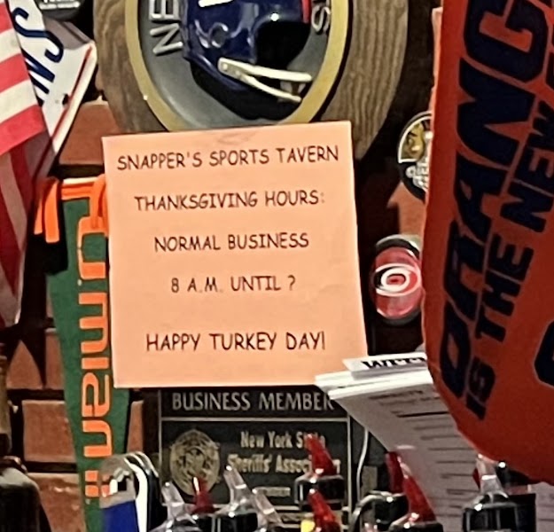 Snapper's Sports Tavern photo 4