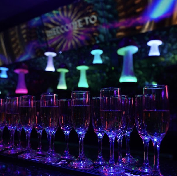 Brava Show Bar photo 2