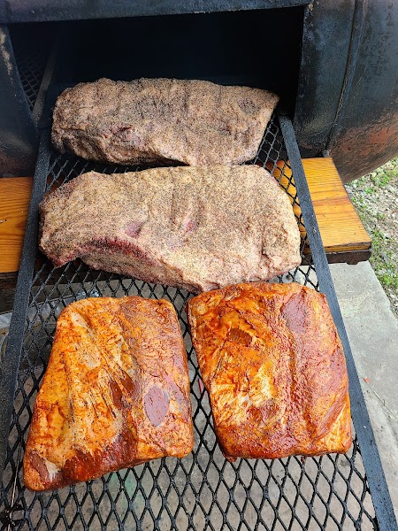 Buckets Barn & Grill photo 5