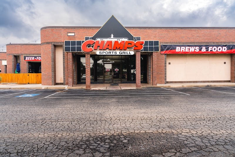 Champs sports bar photo 4