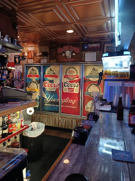 Broken Spoke Lounge photo 2