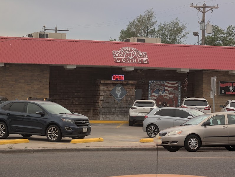 Broken Spoke Lounge photo 5