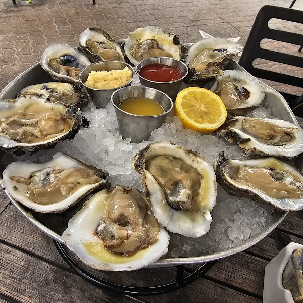 Water Street Oyster Bar photo 4