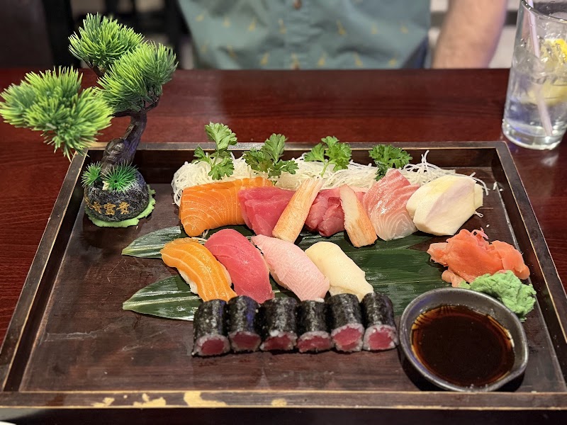 Hayashi Japanese Steakhouse photo 4
