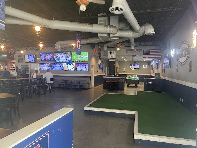 Hang Time Sports Grill & Bar photo 4