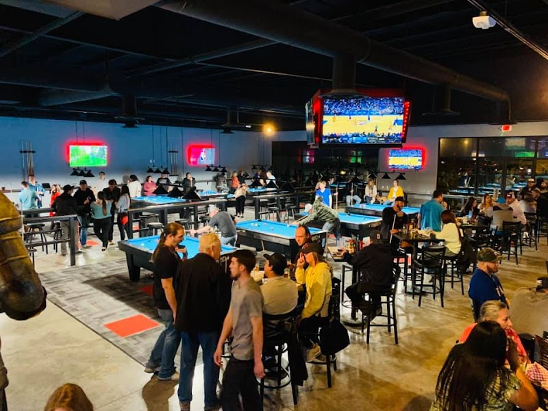 King Louie's Sports Lounge & Billiards Room photo 3