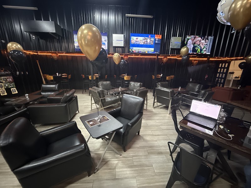 Cigar Society Lounge and Bar photo 3