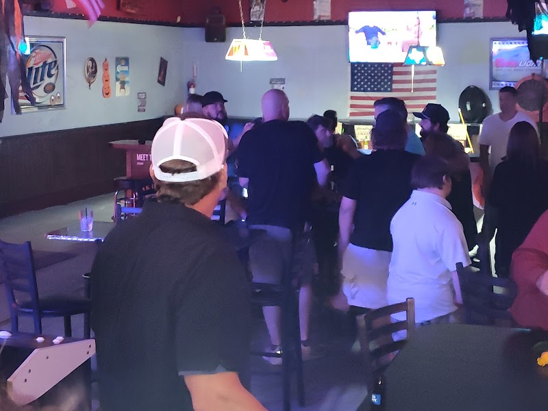 Cypress Lounge photo 2