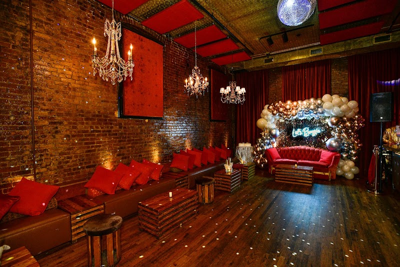 Velvet Brooklyn photo 3