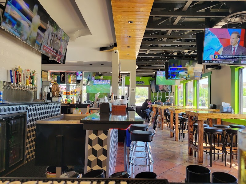 El Estadio Restaurant and Sports Bar photo 4