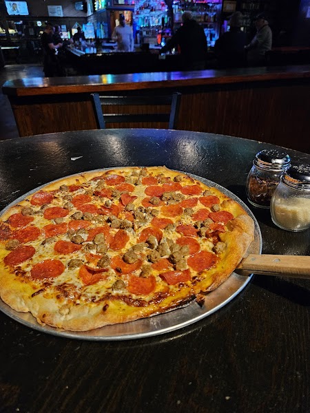 O'Sheas Bar and Grill photo 4