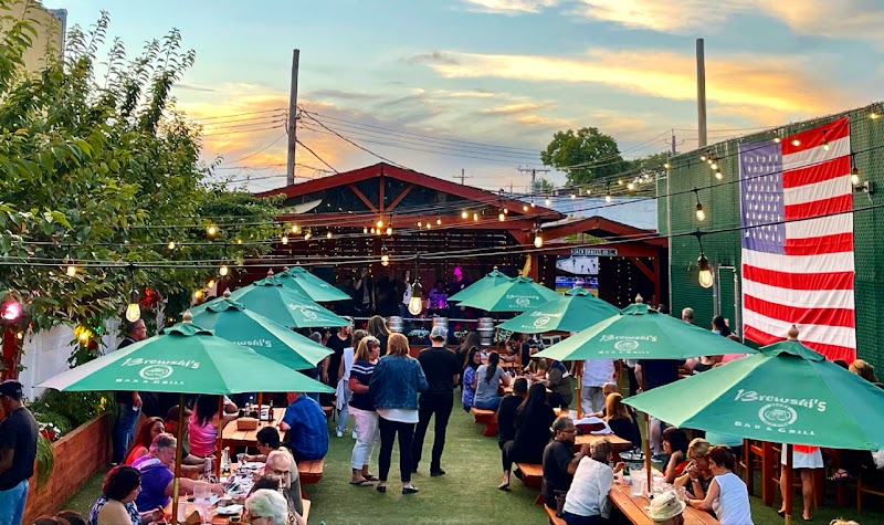 Brewski's Bar & Grill photo 3