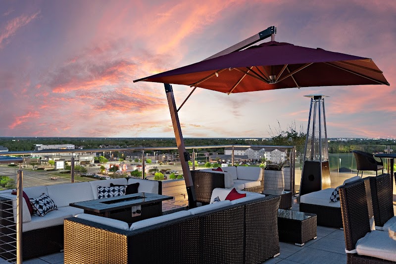 Reveille Rooftop Bar photo 3