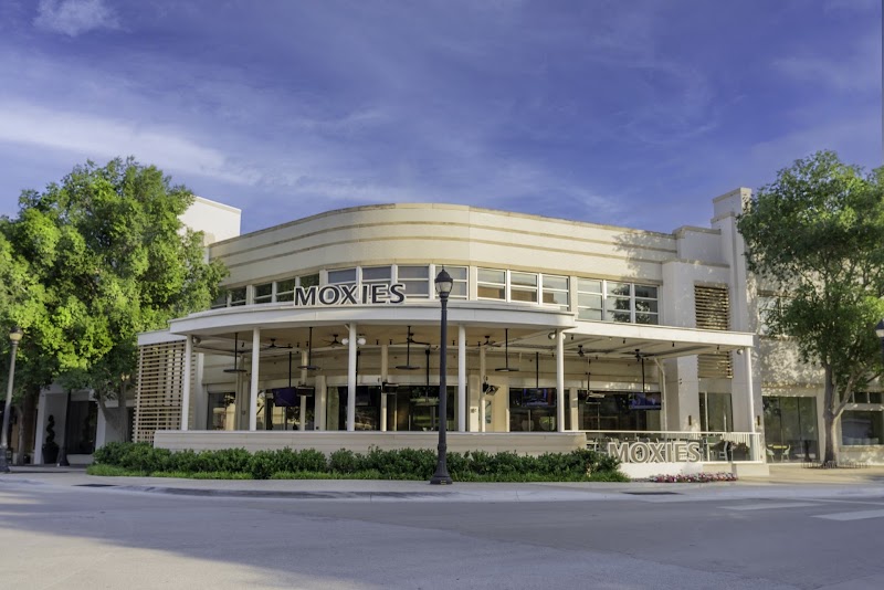 Moxies Southlake Restaurant photo 4