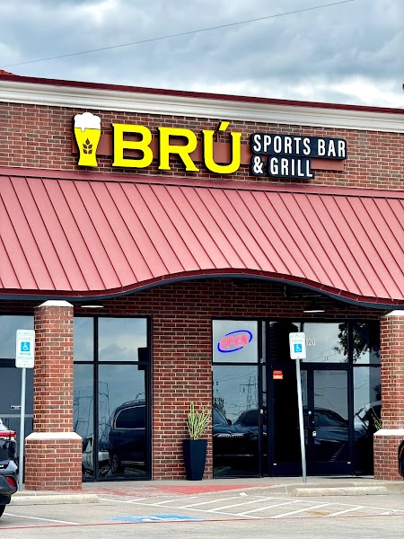 BRU Sports Bar & Grill photo 2