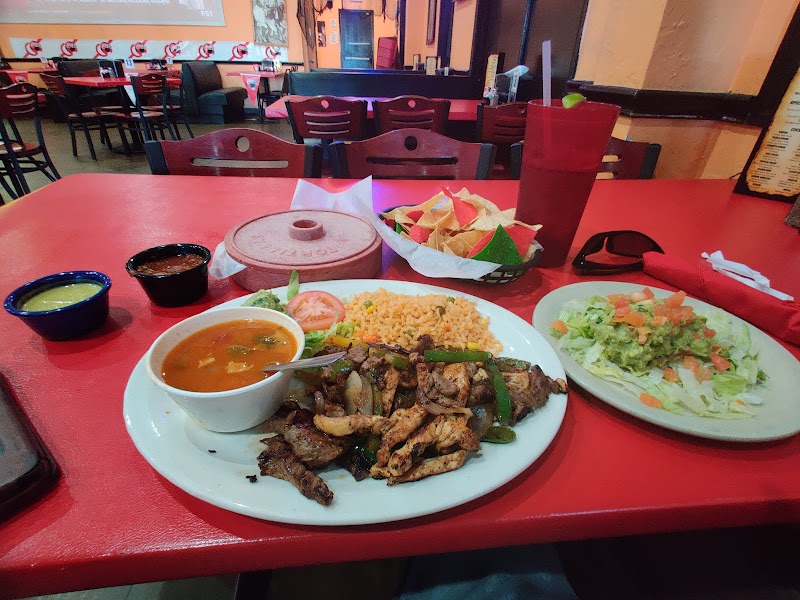 El TEJAS MEXICAN RESTAURANT photo 2