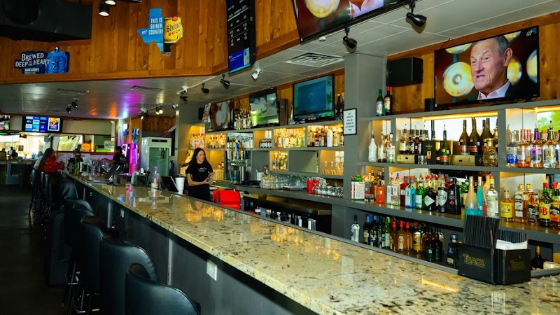 Gardens Bar and Grill