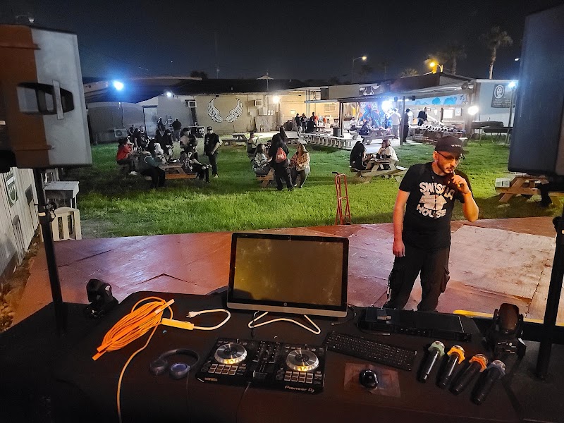 Space Cowboy Beer Garden photo 3