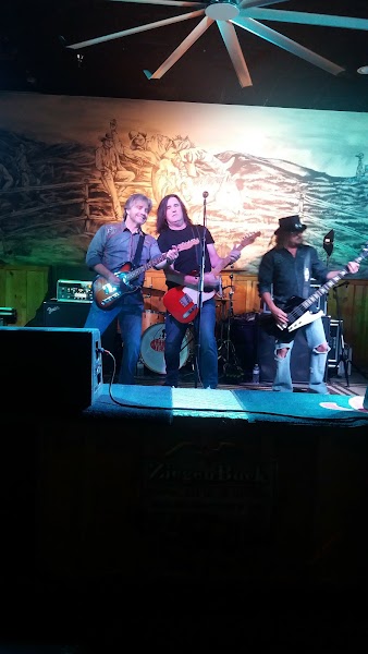 Chances R Nightclub photo 2