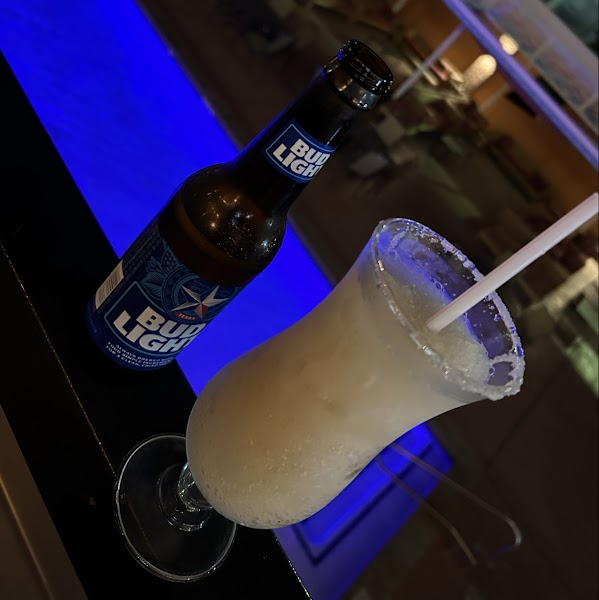 Zuri bar and Lounge photo 5