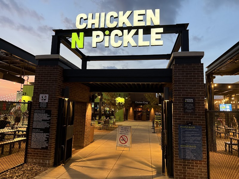 Chicken N Pickle - Grapevine photo 4
