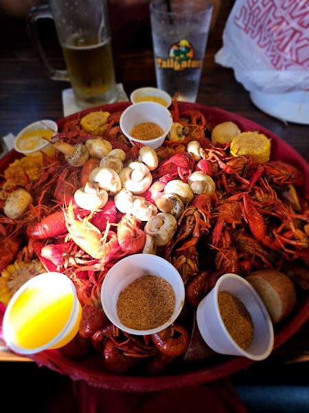 Tailgators Pub & Grill photo 3