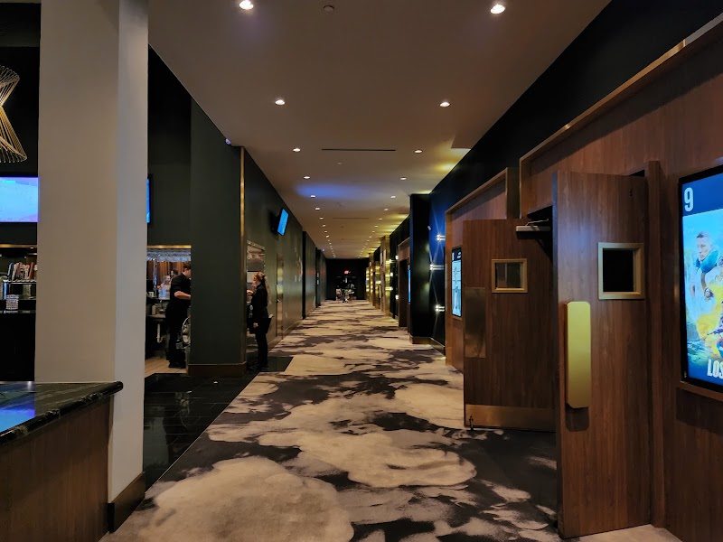 Star Cinema Grill photo 4