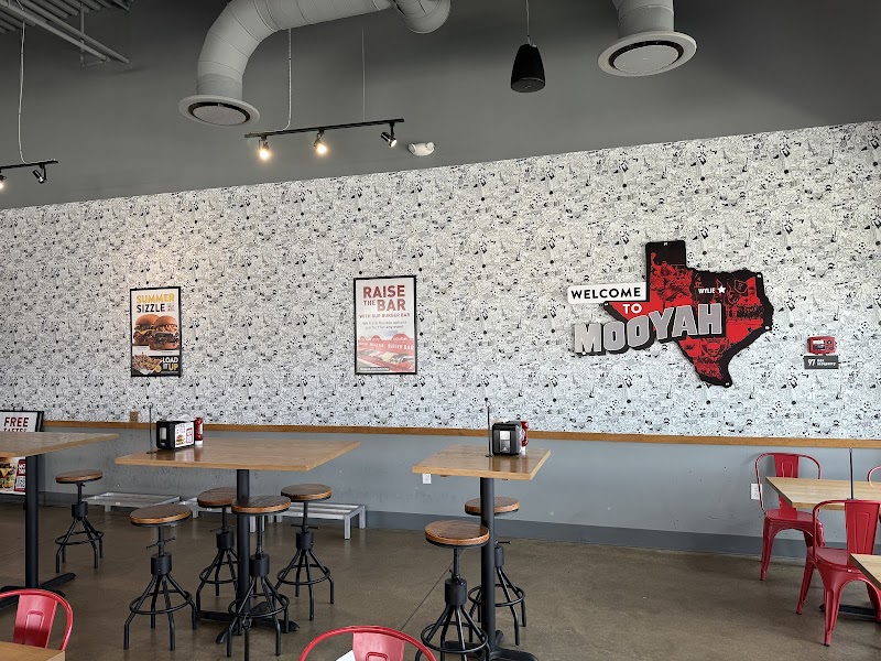 MOOYAH Burgers, Fries & Shakes photo 5