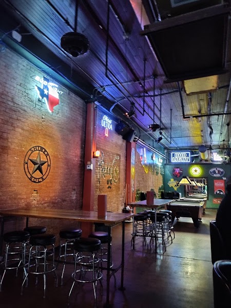 Freddy C's Lounge photo 2