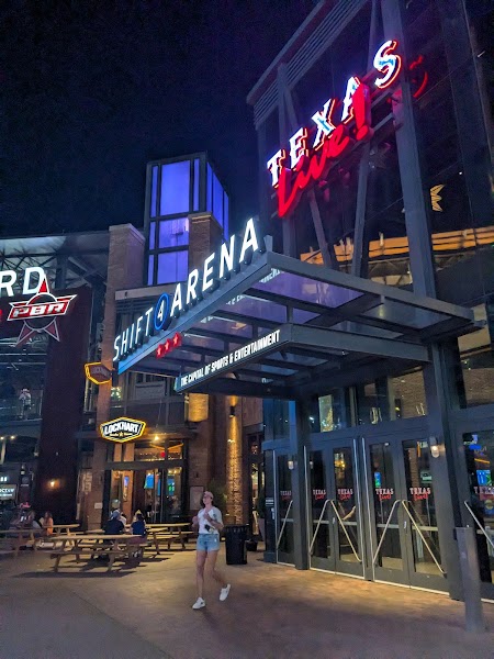 Sports & Social Arlington photo 5