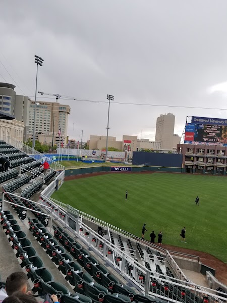 Budweiser Bullpen Patio photo 3