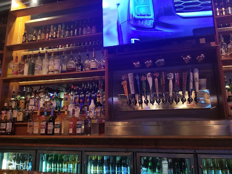 Longshotz Sports Bar photo 2