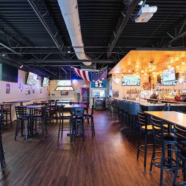 Daddy Rabbit's Pub photo 5