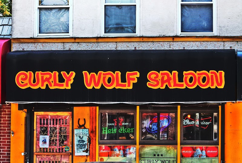 Curly Wolf Saloon photo 4