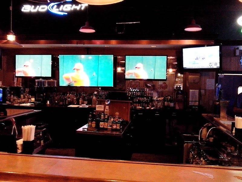 Splits Sports Grill & Bar