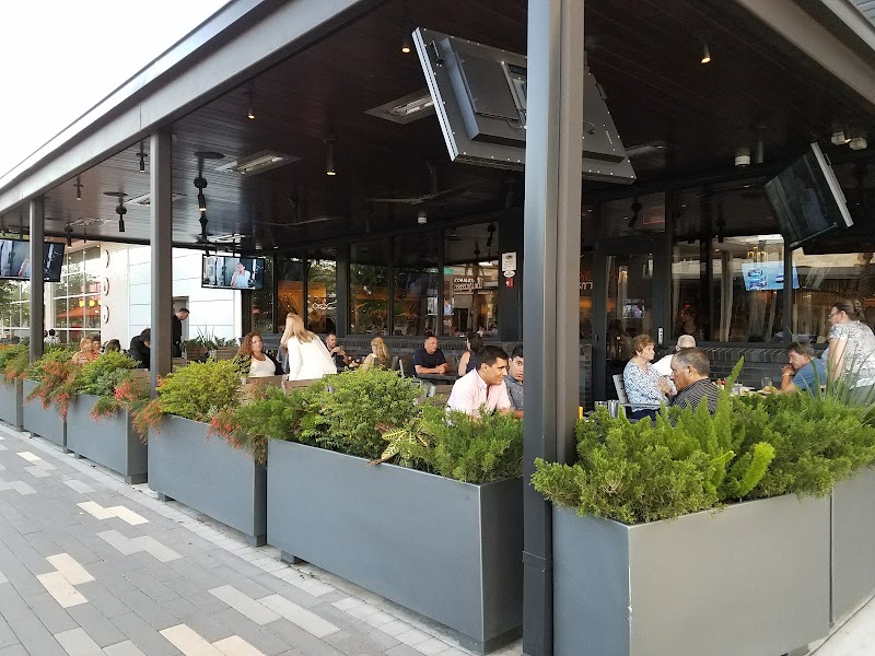 Yard House