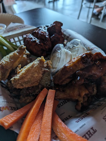 The Wings Sports Bar photo 2
