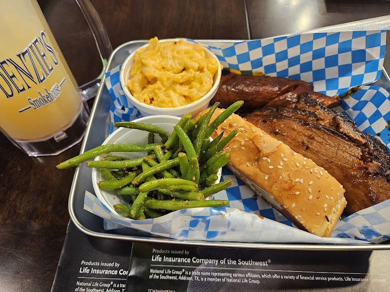 Denzie’s Smokehouse photo 2