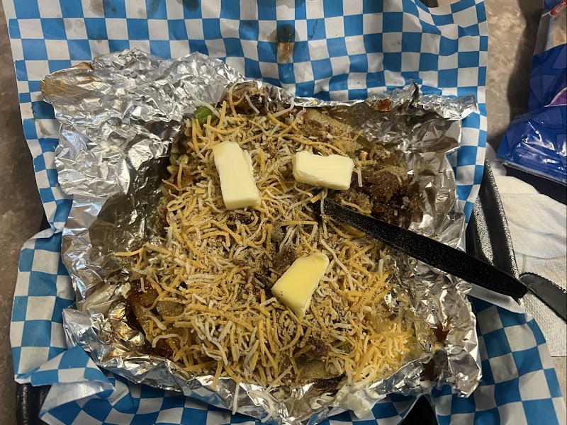 Denzie’s Smokehouse photo 4